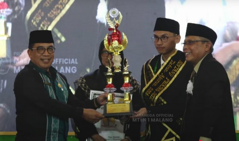 Menjadi Teladan: Kisah Najlus Saaich, Juara Nasional dan Bintang Pelajar MTsN 1 Malang Tahun ini