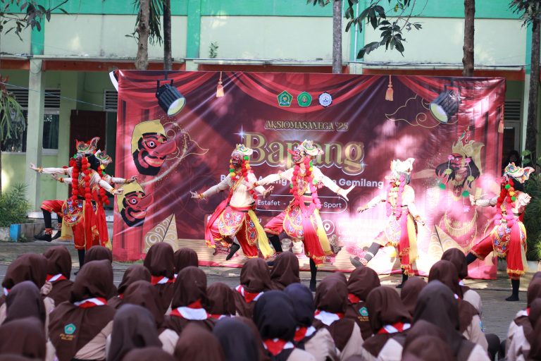 MTsN 1 Malang Gelar AKSIOMASANEGA 2025 dengan Semangat Sportivitas