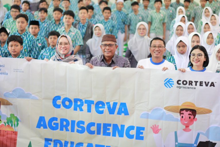 Corteva Agriscience Education di MTsN 1 Malang: Belajar Pertanian Modern dengan Cara Seru