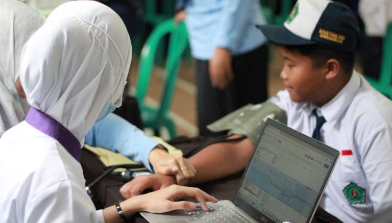 MTsN 1 Malang Dukung Program Pemerintah: Vaksinasi HPV dan Pemeriksaan Kesehatan Gratis