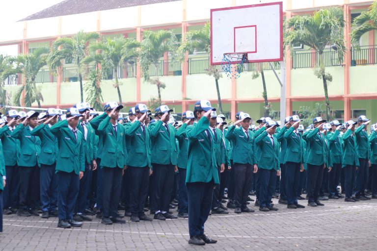 Sumpah Pemuda dan Panca Cinta: MTsN 1 Malang Teguhkan Semangat Cinta Tanah Air