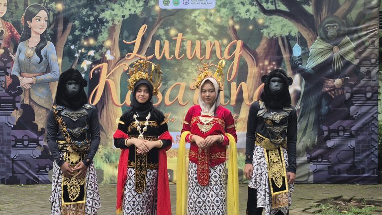 UNMASK THE LEGEND WITHIN! AKSIOMASANEGA 2025 RESMI DIMULAI